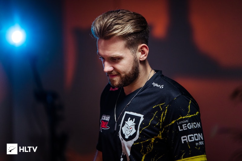 对题材边缘 对题材边缘